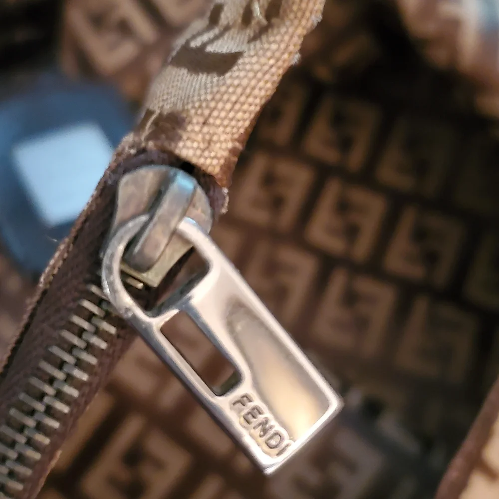 FENDI Zucchino Beige and Brown Logo Tote Bag - Picture 11 of 15